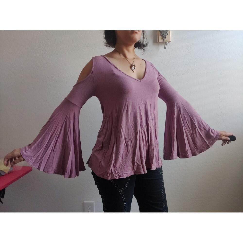 NWT Blooms in the City mauve pink flare bell sleeve cold shoulder fairy top_Smal